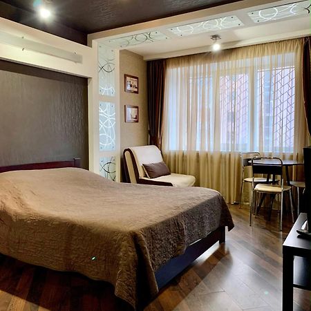 Apartment In Kharkiv , Prospect Nauki 19A Buitenkant foto